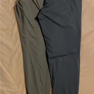 Two-Tone Leggings in Black and Gray